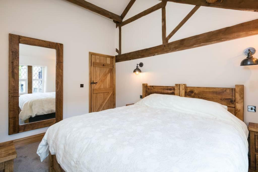 Casa de Férias Stunning Blackberry With Log Burner - Located On Main Street